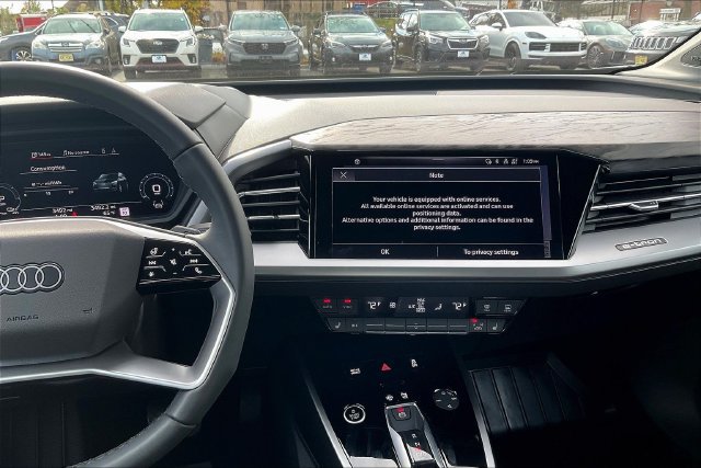 Used 2025 Audi Q4 e-tron Prestige AWD/4WD image 6