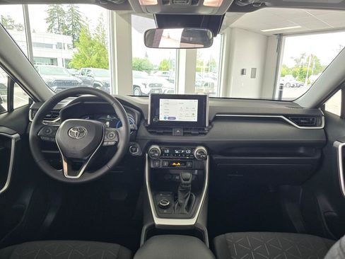 Used 2025 Toyota RAV4 XLE w/ Convenience Package AWD/4WD image 36