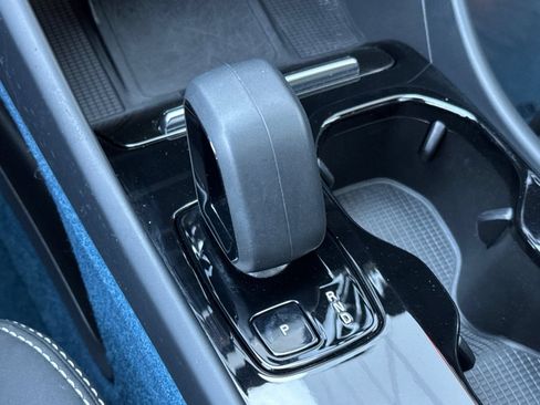Used 2023 Volvo XC40 Recharge Ultimate w/ Protection Package Premier AWD/4WD image 25