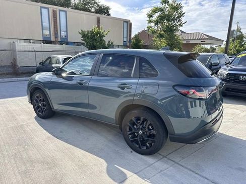 Used 2023 Honda HR-V Sport image 5