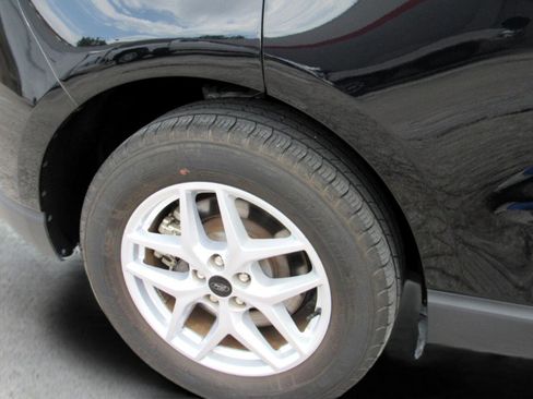 Used 2024 Ford Edge SEL image 4