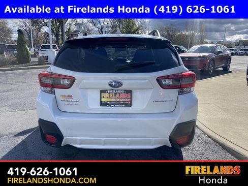 Used 2023 Subaru Crosstrek 2.0i Premium image 4