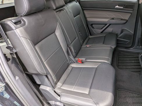Used 2023 Volkswagen Atlas SEL AWD/4WD image 52