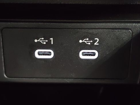 Certified 2025 Nissan Kicks SV image 22