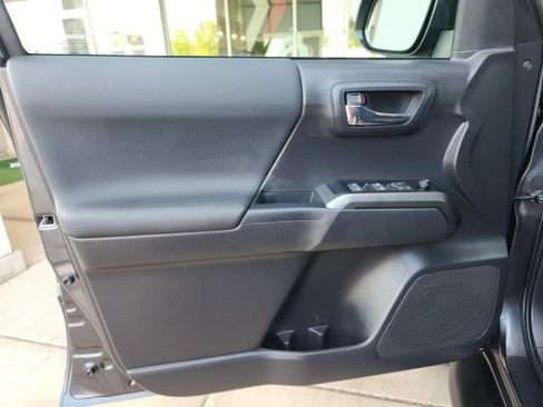 Certified 2023 Toyota Tacoma TRD Off-Road AWD/4WD image 16