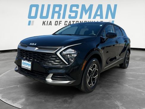 Used 2023 Kia Sportage LX AWD/4WD image 2