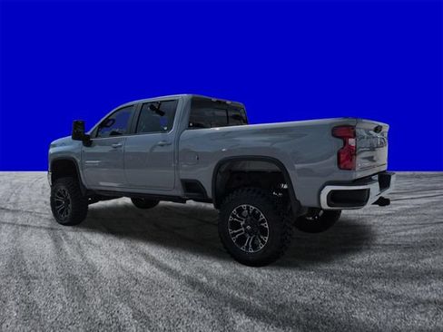 Used 2024 Chevrolet Silverado 2500 LT w/ Safety Package AWD/4WD image 6
