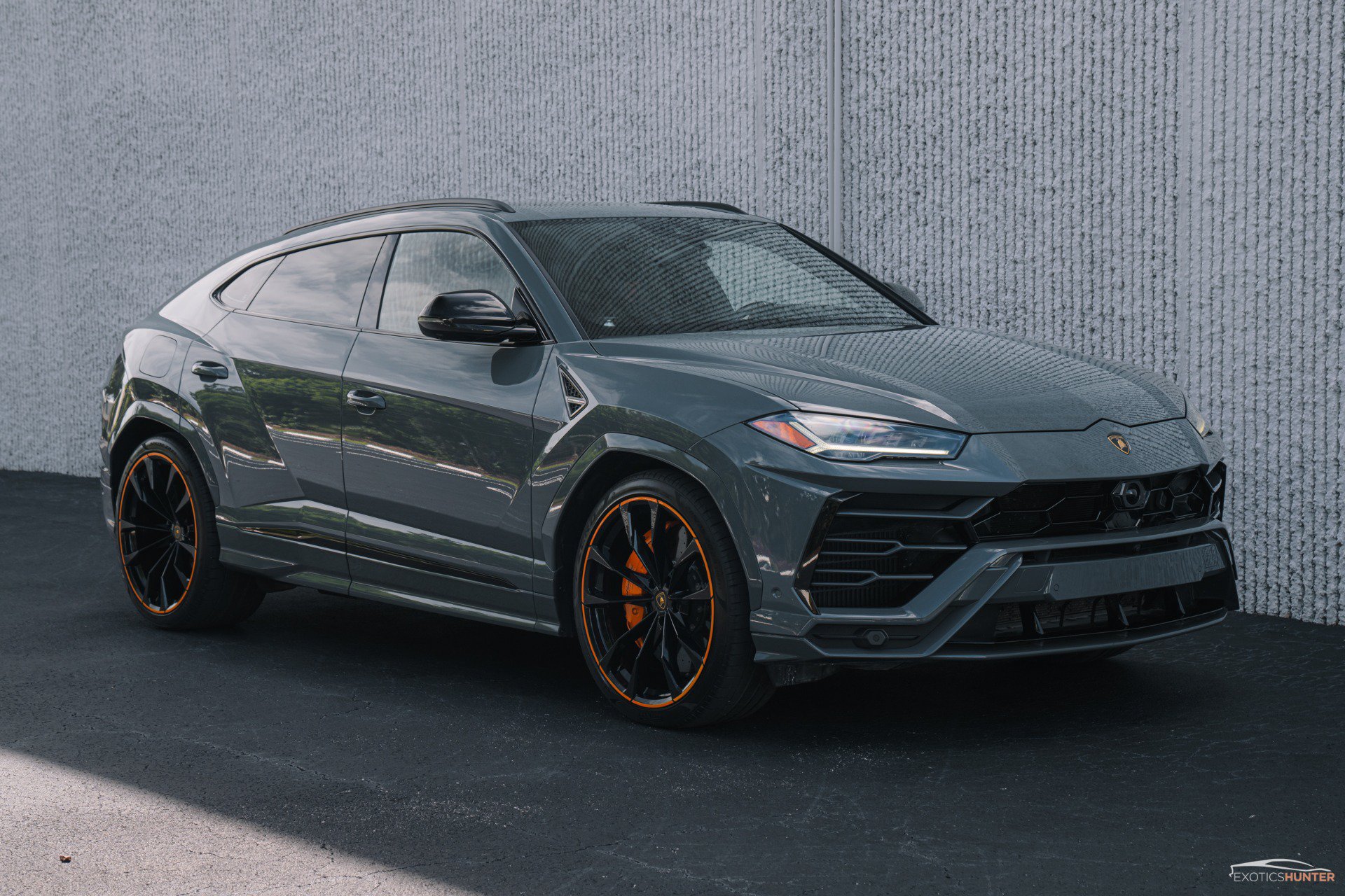 Used 2022 Lamborghini Urus AWD/4WD image 12
