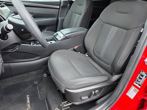 Certified 2023 Hyundai Tucson SEL AWD/4WD image 16