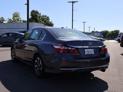 Used 2017 Honda Accord EX-L image 5