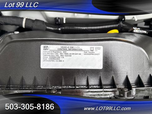 Used 2019 Chevrolet Express 3500 w/ Driver Convenience Package image 66