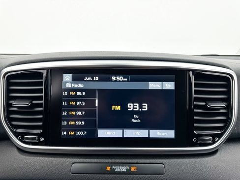 Used 2020 Kia Sportage EX FWD image 21