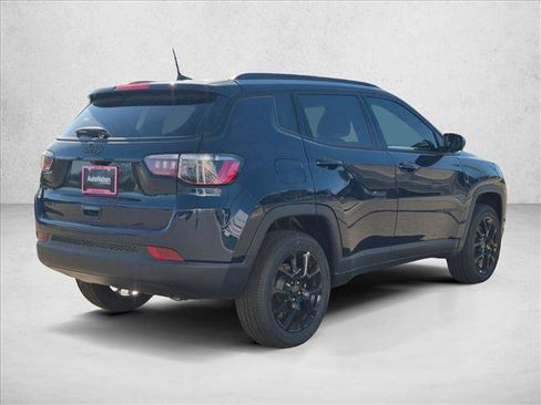 New 2026 Jeep Compass Latitude AWD/4WD image 2