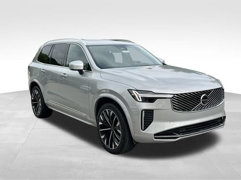 Used 2025 Volvo XC90 B6 Plus AWD/4WD image 5
