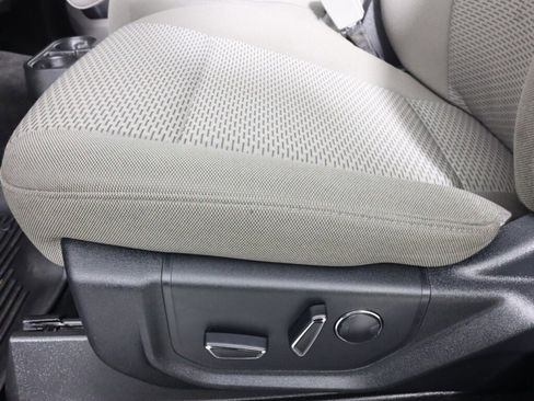 Used 2018 Ford F150 XLT w/ Equipment Group 302A Luxury image 30