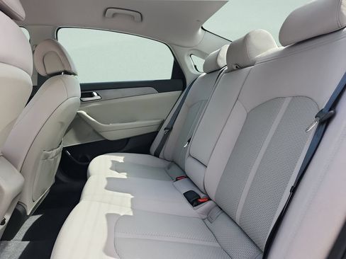 Used 2016 Hyundai Sonata SE FWD image 20