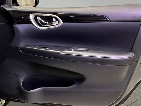 Used 2018 Nissan Sentra SV image 28