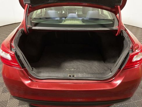 Used 2016 Nissan Altima 2.5 S w/ Power Driver Seat Package FWD image 12