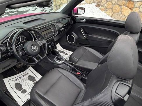 Used 2014 Volkswagen Beetle 1.8T image 32