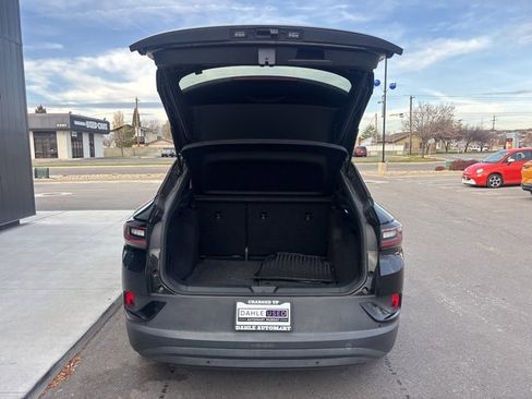 Used 2021 Volkswagen ID.4 Pro w/ ID.4 Protection Package image 8