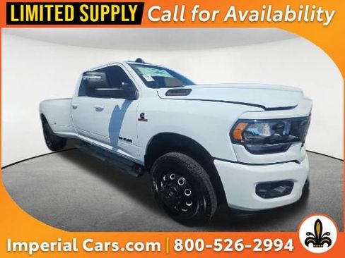 Used 2023 RAM 3500 Big Horn w/ Night Edition AWD/4WD image 1