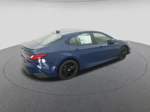 New 2026 Toyota Camry SE image 9