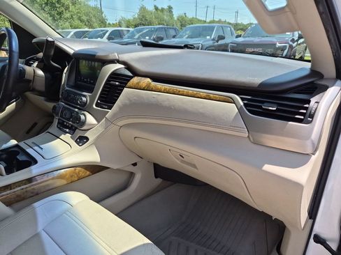 Used 2017 GMC Yukon XL Denali w/ Open Road Package AWD/4WD image 42