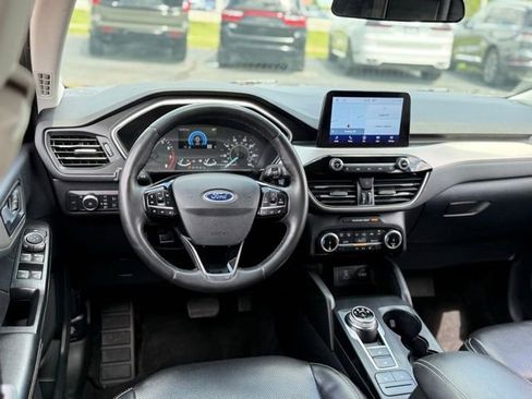 Certified 2022 Ford Escape SEL FWD image 6