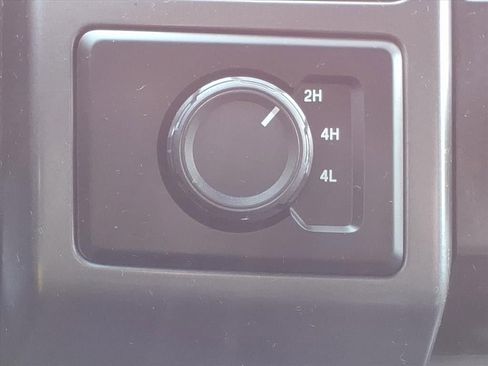 Used 2015 Ford F150 XLT w/ Equipment Group 302A Luxury image 17