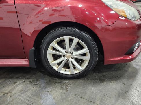 Used 2014 Subaru Legacy 2.5i Premium image 10