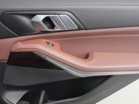 Used 2020 BMW X5 sDrive40i w/ Premium Package image 30