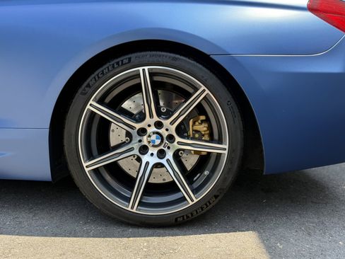 Used 2014 BMW M6 Convertible RWD image 49