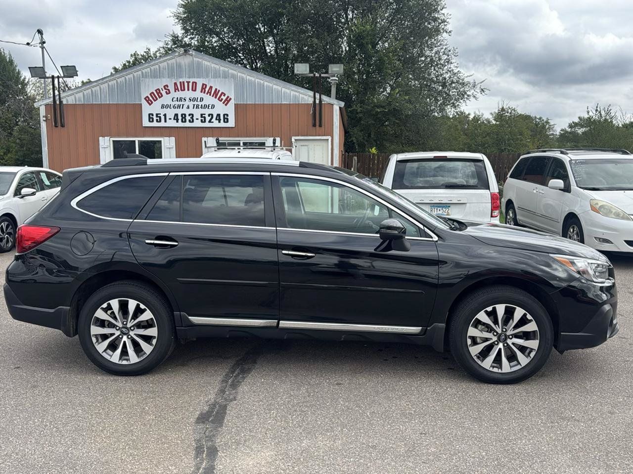 Used 2018 Subaru Outback 2.5i Touring AWD/4WD image 4
