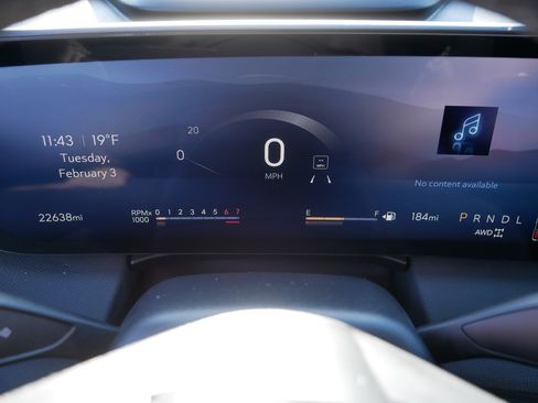 Used 2025 Buick Enclave Preferred image 21