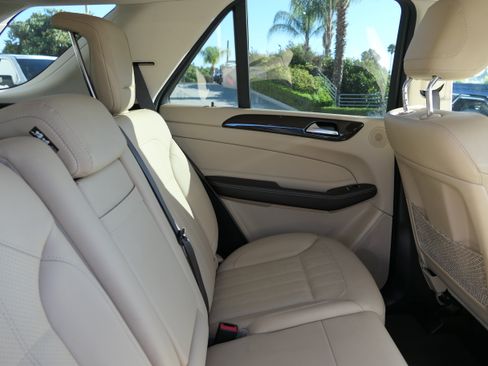 Used 2018 Mercedes-Benz GLE 350 image 25