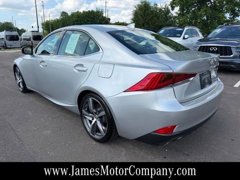 Used 2018 Lexus IS 300 w/ Premium Package RWD image 9