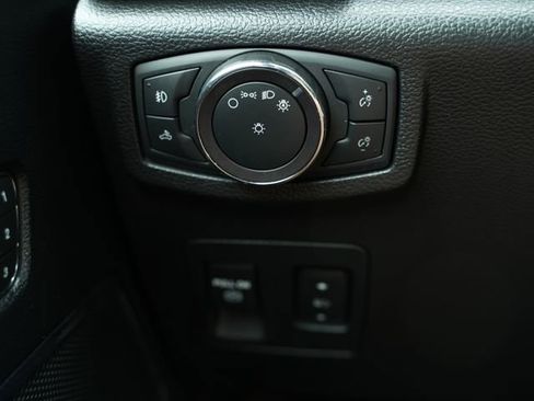 Used 2019 Ford F150 Lariat AWD/4WD image 35
