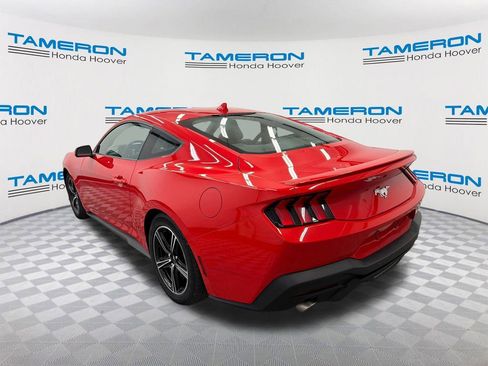 Used 2024 Ford Mustang Premium image 3