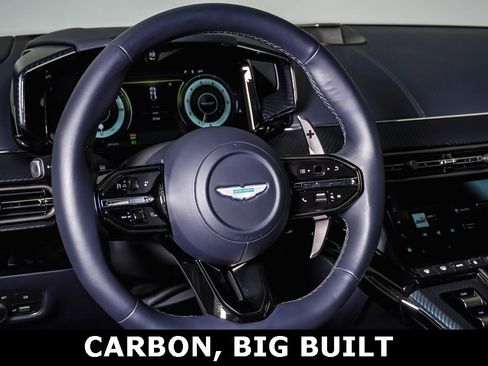 Used 2025 Aston Martin V8 Vantage Coupe image 24