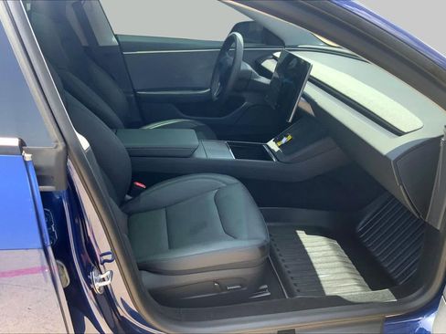 Used 2025 Tesla Model 3 Long Range RWD image 8