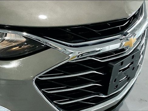 Used 2022 Chevrolet Malibu LT FWD image 31