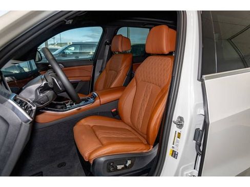 New 2026 BMW X5 xDrive50e image 66