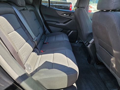 Used 2026 Chevrolet Equinox LT AWD/4WD image 30