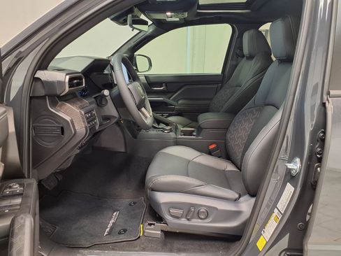 New 2026 Toyota Tacoma Limited AWD/4WD image 24