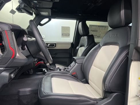 New 2026 Ford Bronco Outer Banks image 28