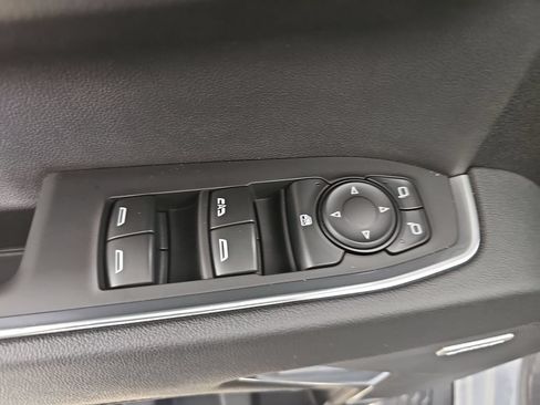 Certified 2024 Chevrolet Silverado 1500 RST AWD/4WD image 31