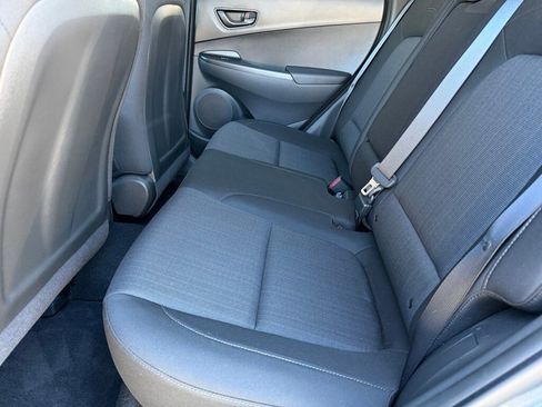 Certified 2022 Hyundai Kona SEL image 9