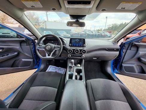 Used 2025 Nissan Sentra SV image 12