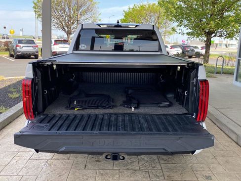 Used 2022 Toyota Tundra SR5 w/ SR5 Premium Package image 9