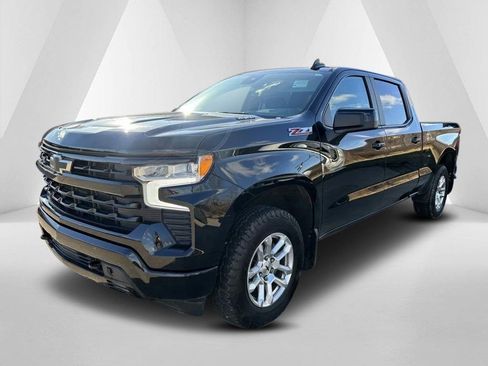 Used 2022 Chevrolet Silverado 1500 RST image 2